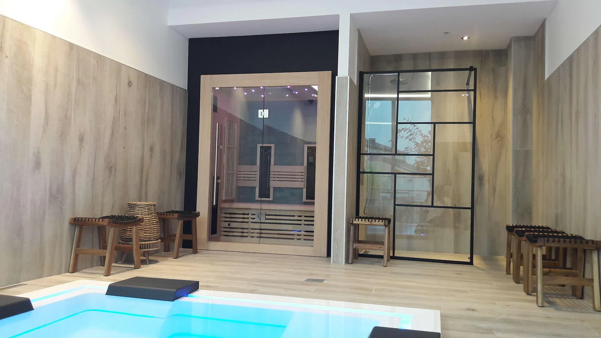 Golden Tulip Roissy Saint Witz Hotel France
